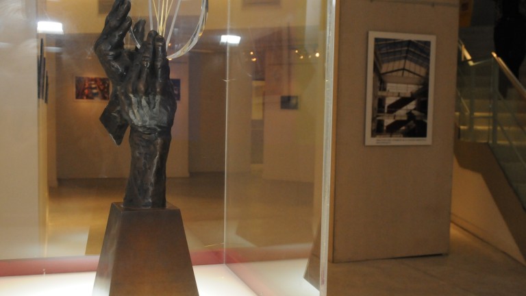 Acceso al Conocimiento - 2001